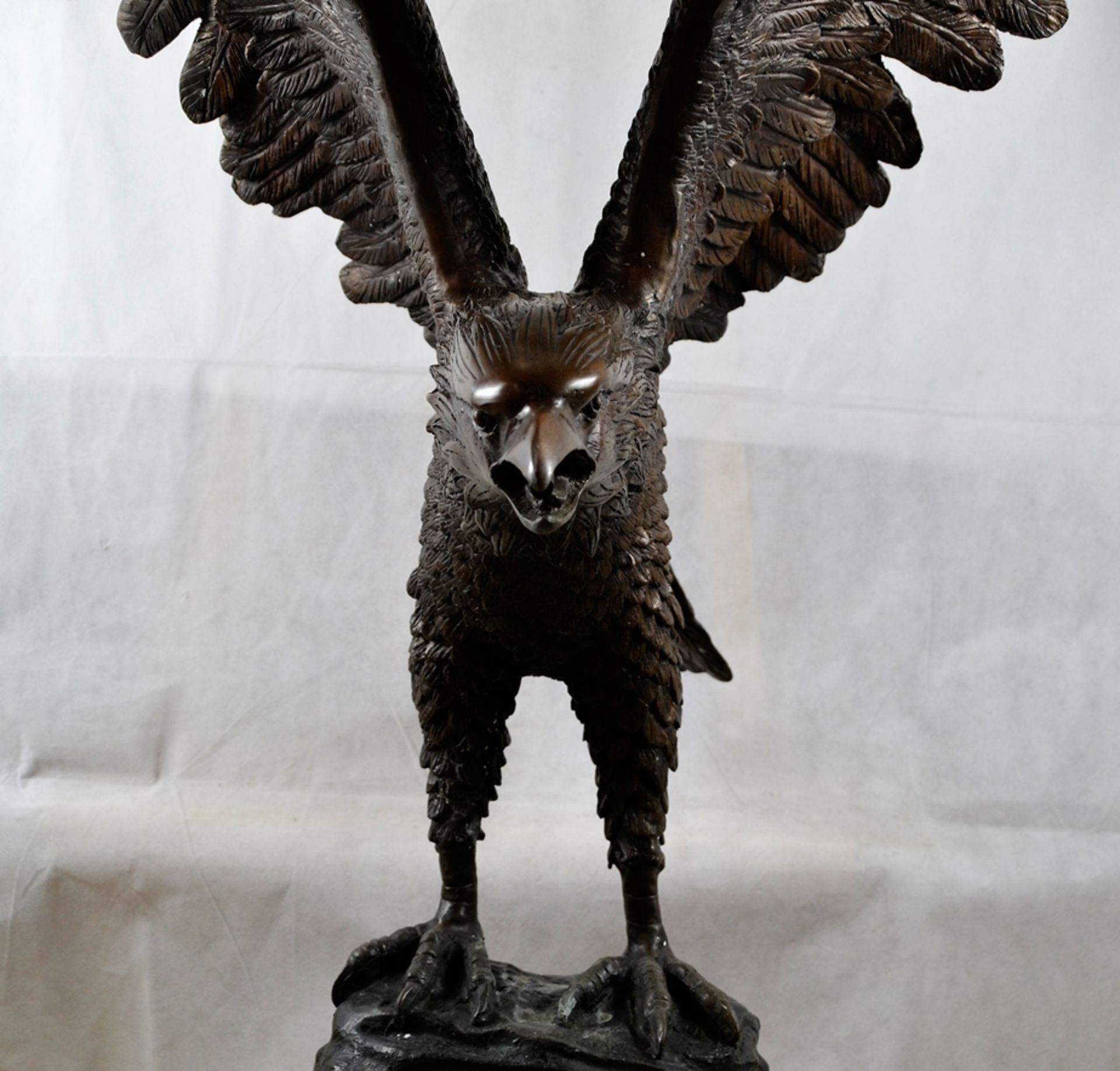 Brunnenfigur Bronzefigur Adler groß 20 Jhdt., große schwere Adler Bronzeskulptur Brunnenfigur (inne - Image 10 of 11