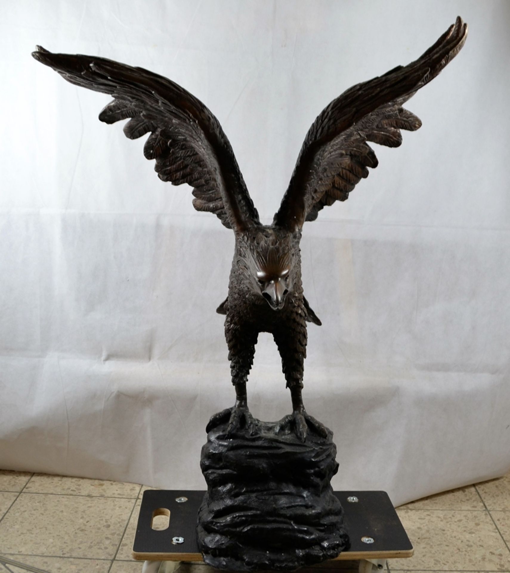 Brunnenfigur Bronzefigur Adler groß 20 Jhdt., große schwere Adler Bronzeskulptur Brunnenfigur (inne - Image 3 of 11