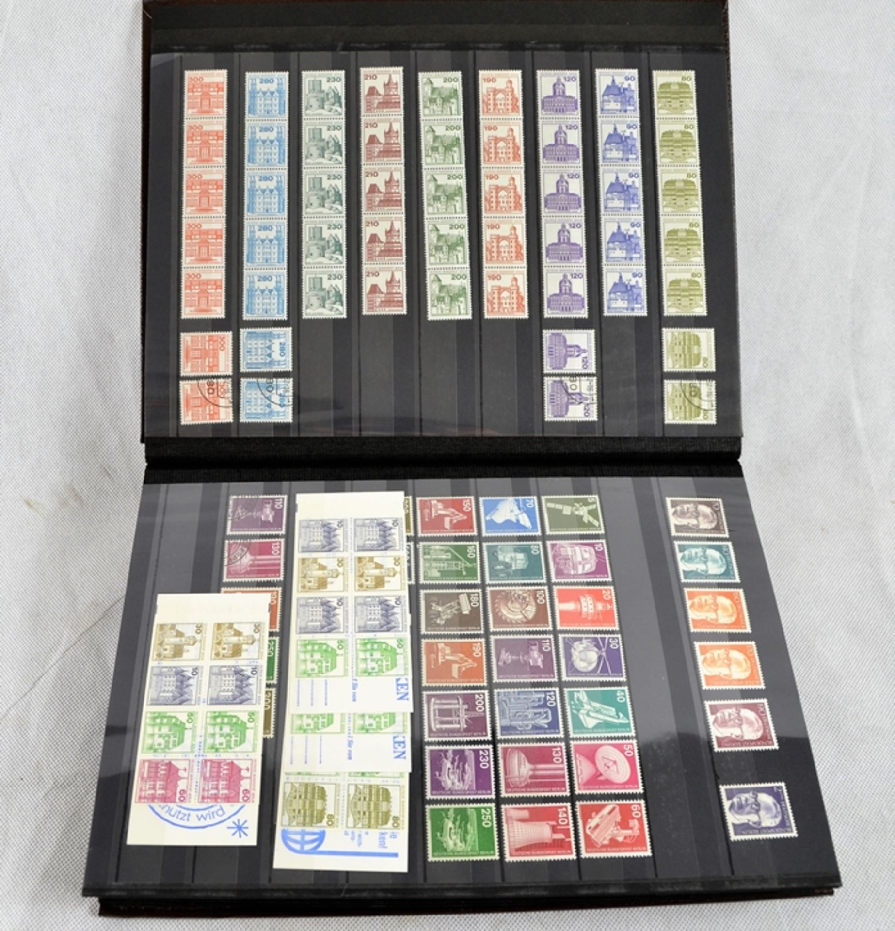 Briefmarkensammlung, Ersttagsbriefe, Maximumkarten, Briefmarkenalbum, 1 Heft mit Jahrgangszusammens - Bild 5 aus 8