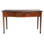 A FINE QUALITY EARLY 19TH CENTURY SERPENTINE MAHOGANY SIDEBOARD, with three drawers raised on