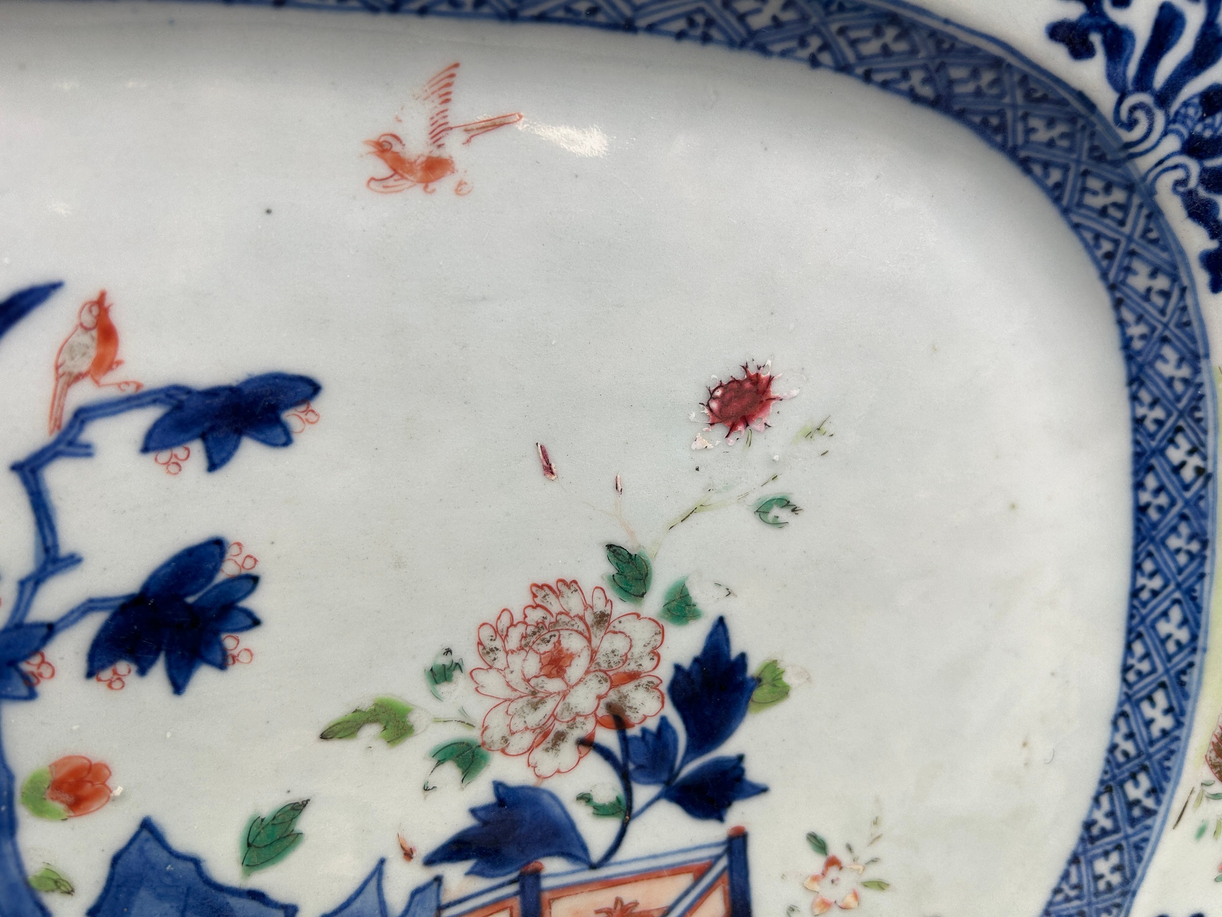 A CHINESE PORCELAIN PART DINNER SERVICE, QIANLONG PERIOD CIRCA 1750, comprising a pair of serving - Image 8 of 11