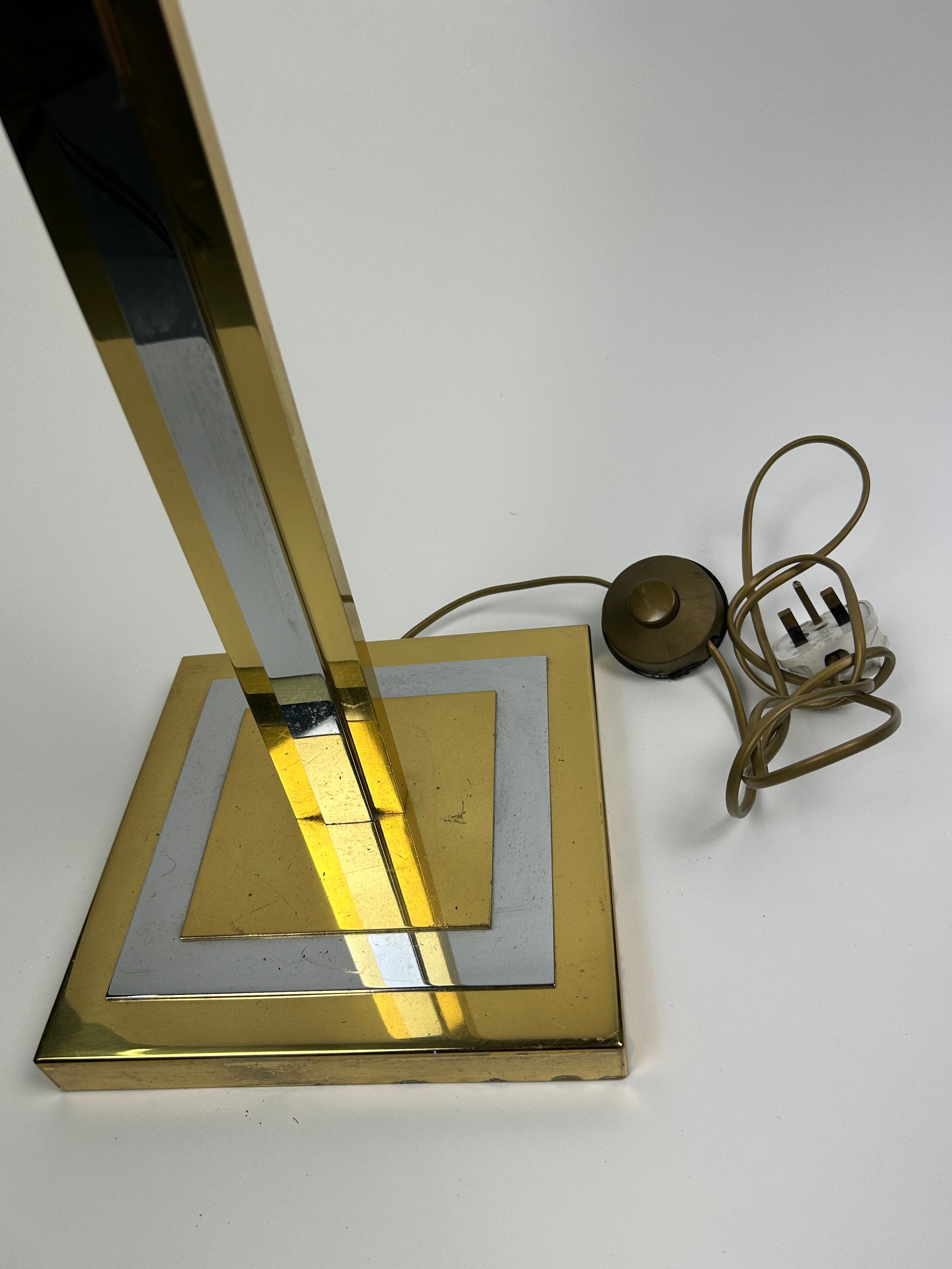 AN ATTRIBUTED TO WILLY RIZZO SKYSCRAPER FLOOR STANDING LAMP - Image 2 of 5