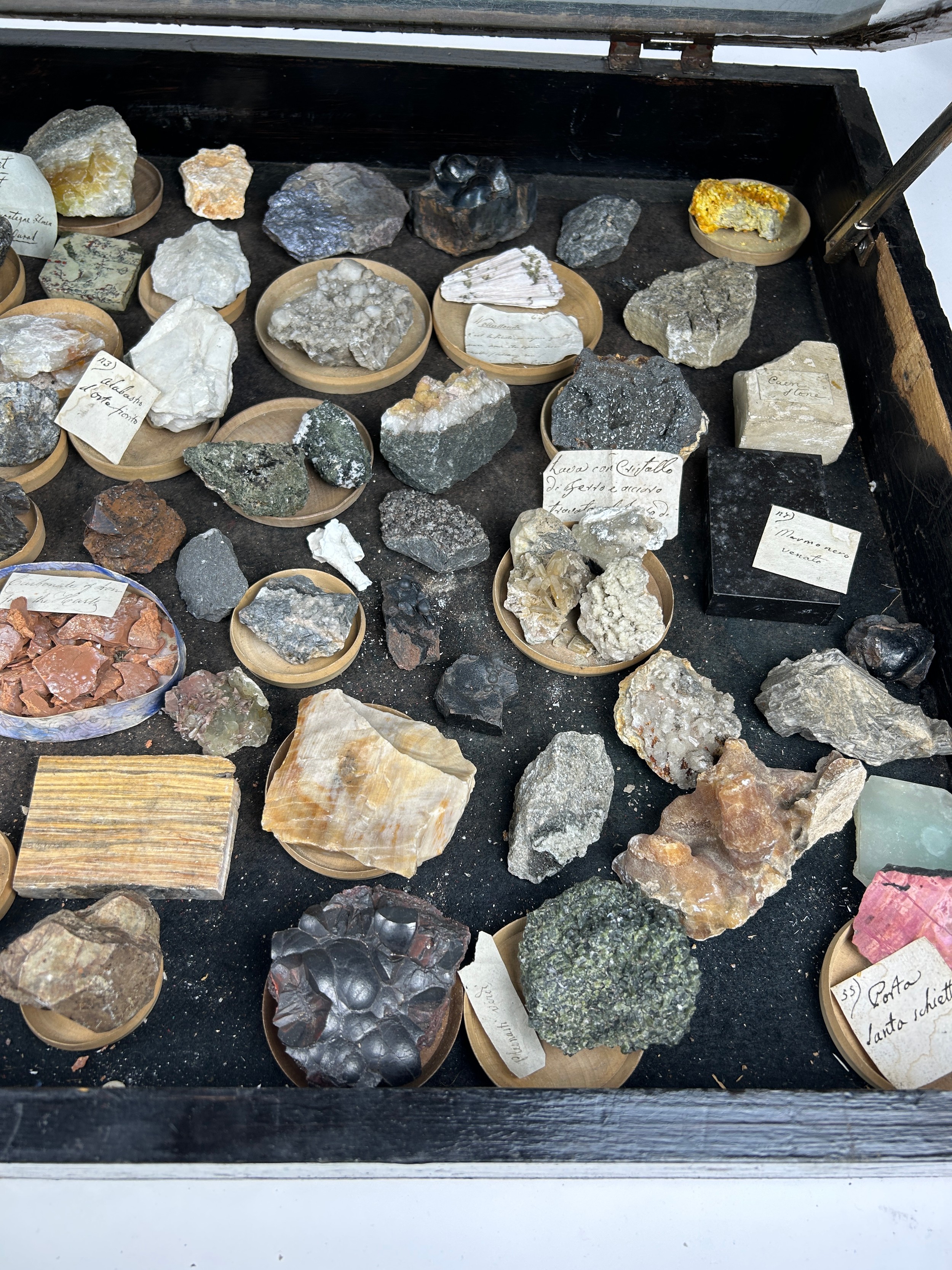 A RARE CABINET COLLECTION OF MINERALS CIRCA 1810-1860, including minerals probably collected by - Image 29 of 33