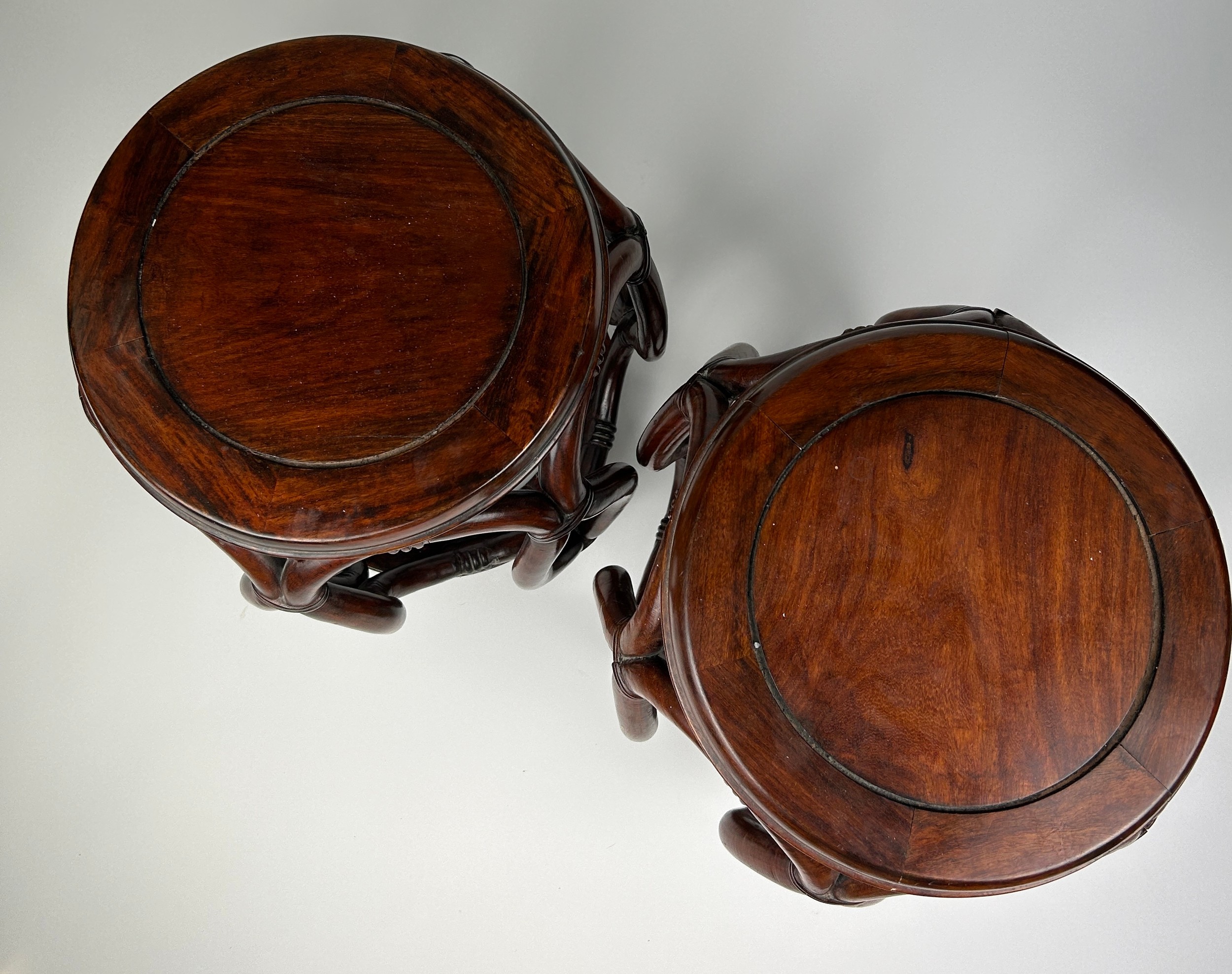 A PAIR OF CHINESE ROSEWOOD BARREL STOOLS, with burl inset circular top and reticulated sides, carved - Image 6 of 10