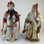 A PAIR OF CHINESE PORCELAIN PAINTED IMMORTALS,