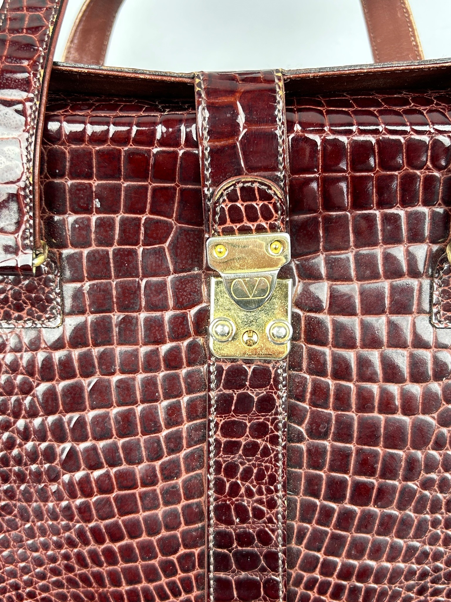 A VINTAGE VALENTINO CROCODILE SKIN MAROON HANDBAG, 35cm x 30cm Very good condition, minimal signs of - Image 2 of 4