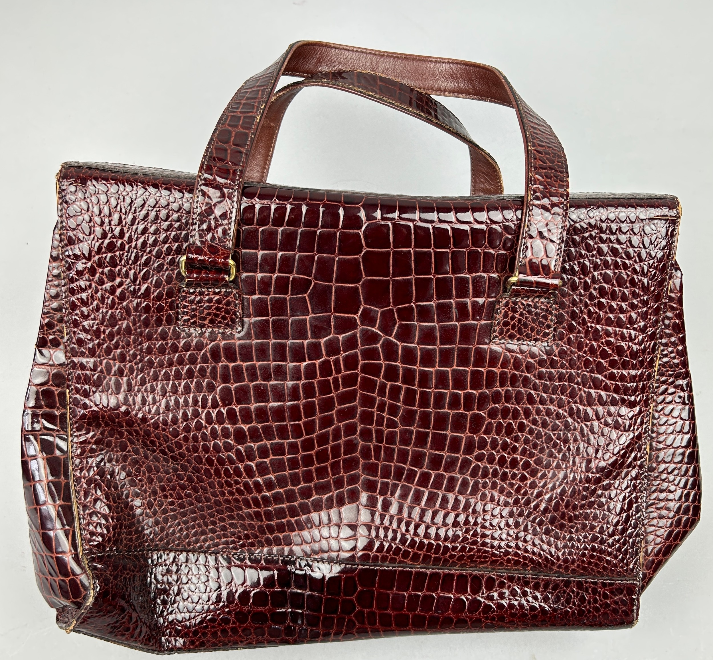 A VINTAGE VALENTINO CROCODILE SKIN MAROON HANDBAG, 35cm x 30cm Very good condition, minimal signs of - Image 3 of 4