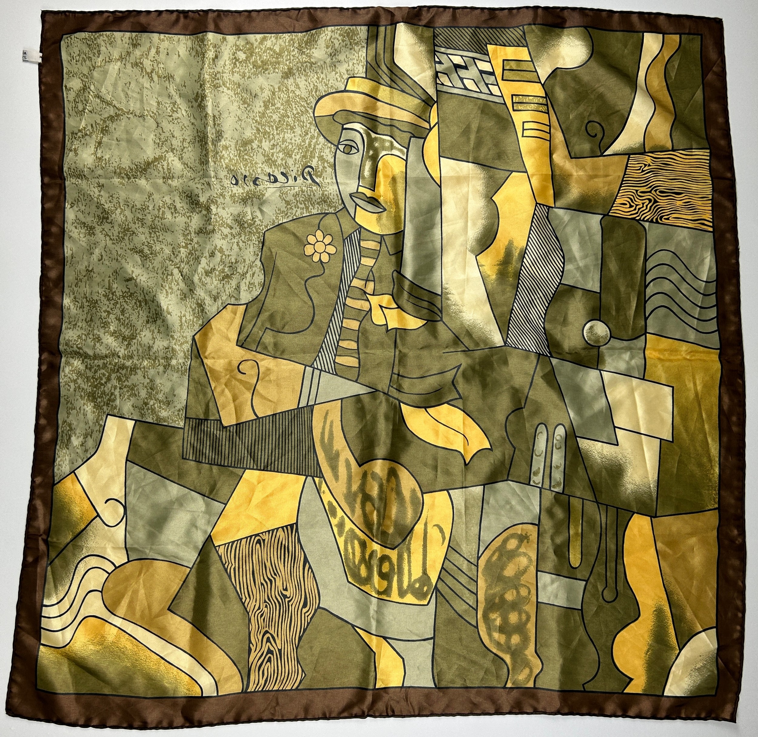 A VINTAGE PABLO PICASSO DESIGN SILK SCARF, cubist design 85cm x 85cm Very good condition. - Image 5 of 5