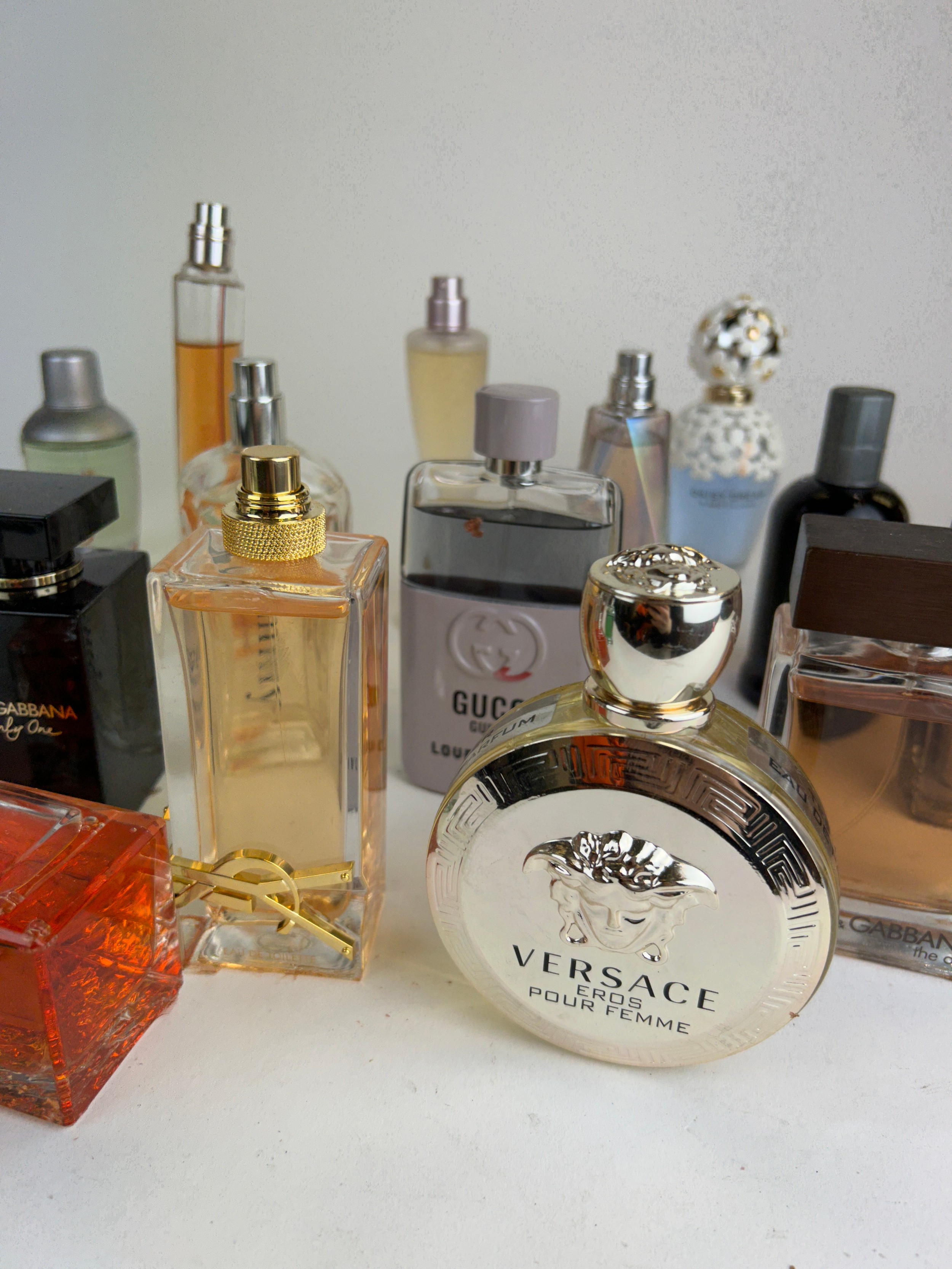 A COLLECTION OF PARTIALLY USED DESIGNER PERFUME BOTTLES, to include Christian Dior and Jimmy Choo ( - Image 3 of 5