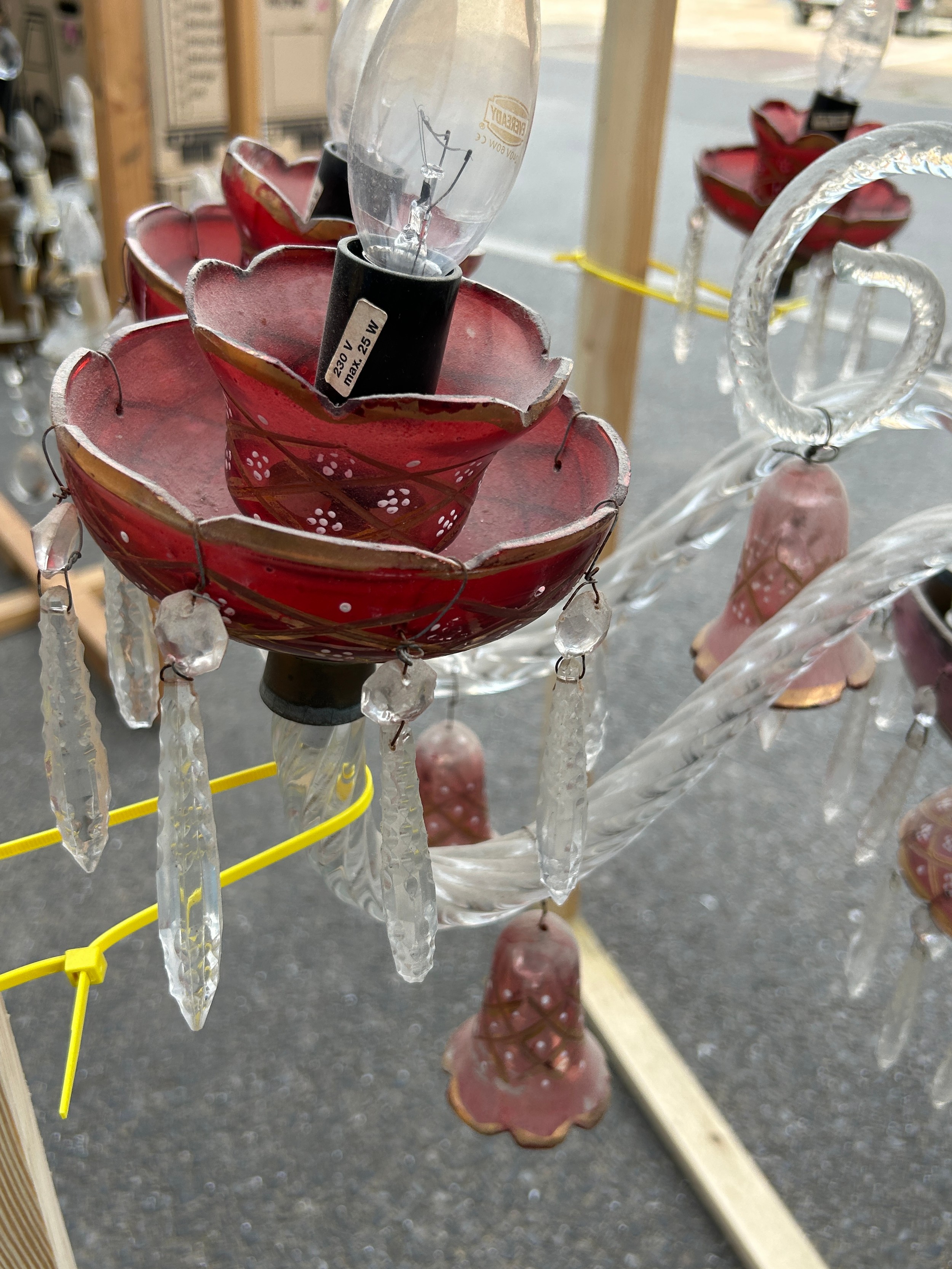 A BOHEMIAN RED CRYSTAL AND MURANO GLASS EIGHT ARM CHANDELIER, Some spare glass shades. 50cm drop - Image 2 of 6