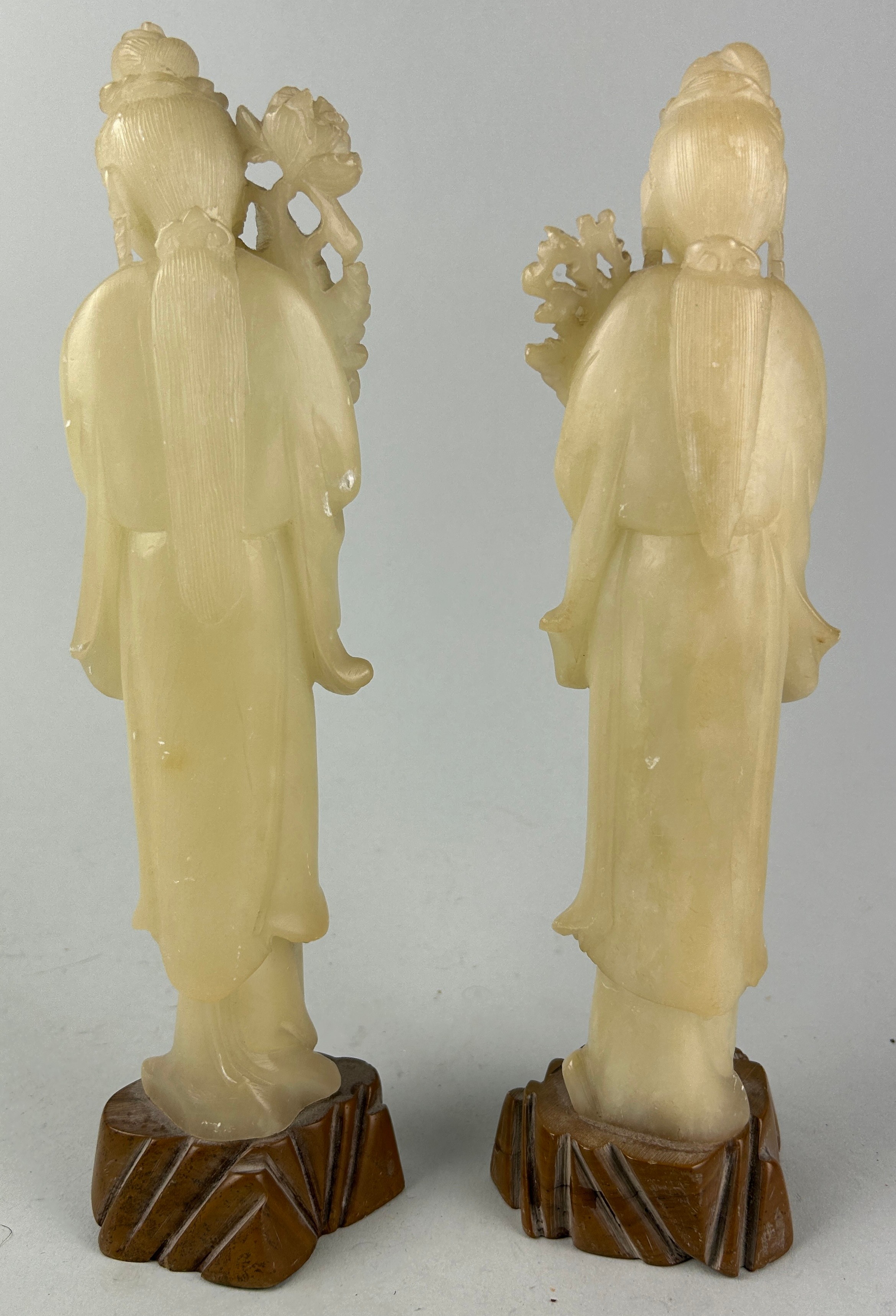 TWO MODERN CARVED JADE CHINESE FIGURES OF WOMEN HOLDING FLOWERS, Marked ‘China’ to verso. 30cm H - Image 4 of 4