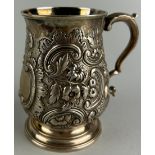 A LATE GEORGIAN REPOUSSE SILVER JUG, Dated 1835 weight 180gms 10cm H