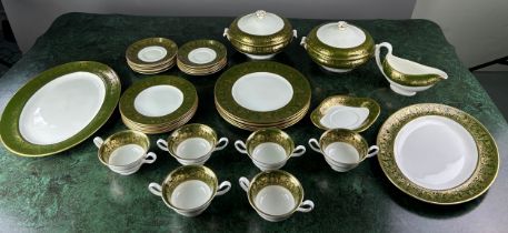 A WEDGWOOD PART DINNER SERVICE FLORENTINE 'ARRAS GREEN' W4170, Comprising 6 soup cups, 12 saucers, 6