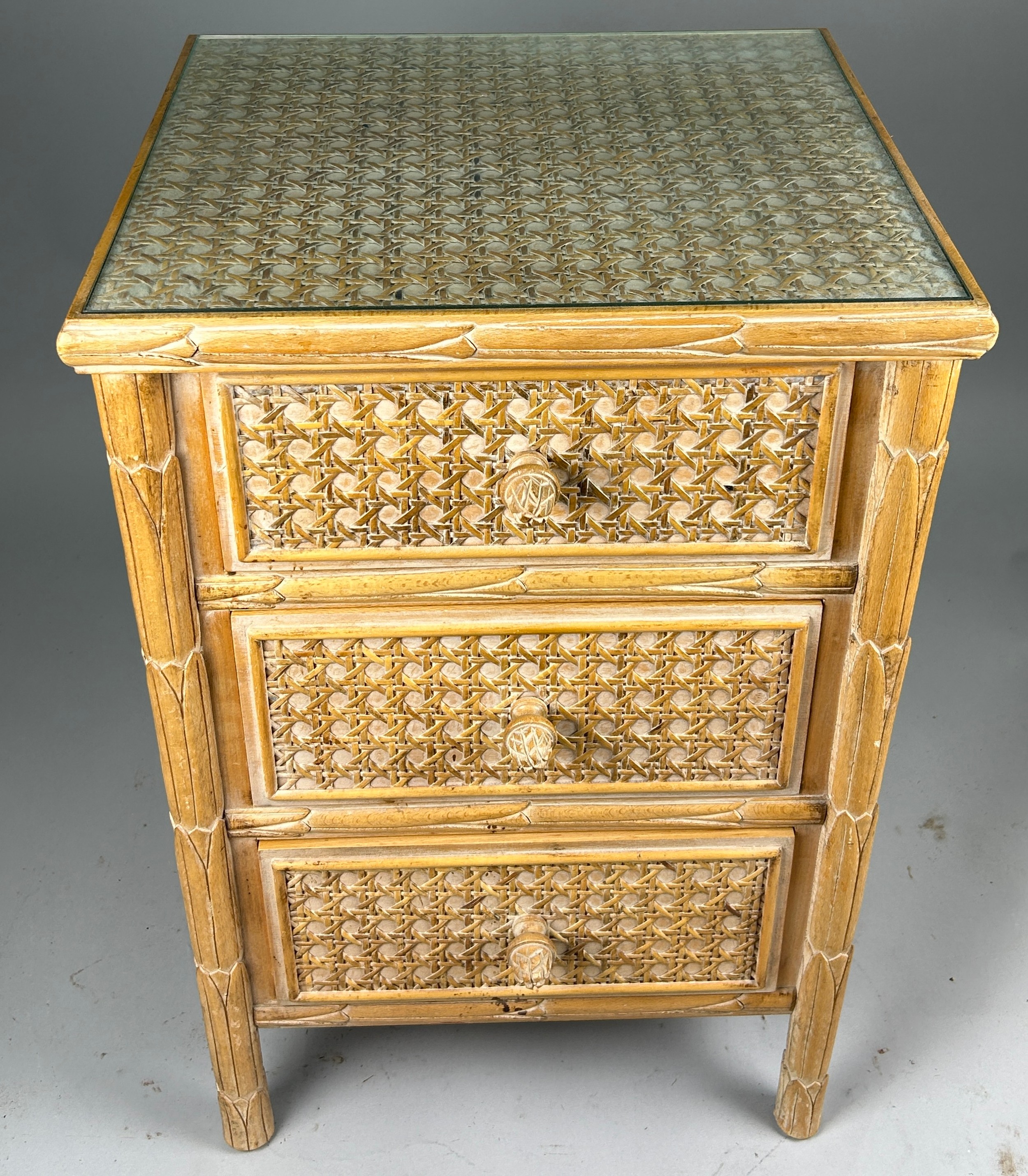 A LIMED WOOD AND CANE BEDSIDE TABLE WITH GLASS TOP 78cm x 50cm x 45cm - Image 2 of 4