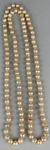 A LONG PEARL NECKLACE CONSISTING OF 116 PEARLS Each pearl with irregular shape and good lustre.