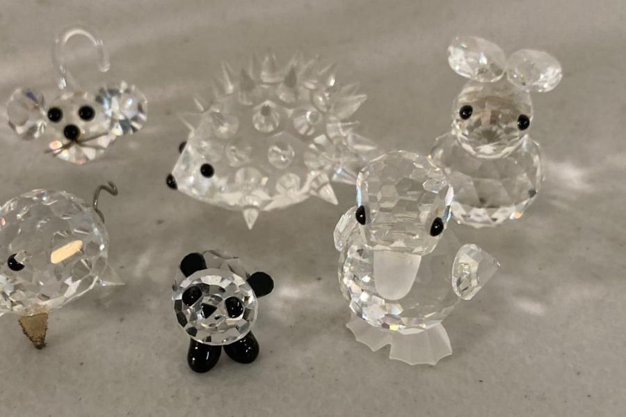 A selection of Swarovski crystal animals to include hedgehog, panda and a snail - Image 9 of 10