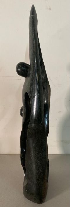An African impressionist sculpture signed to base (H53cm) - Image 5 of 8