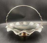 A Mappin and Webb silverplated cake stand.