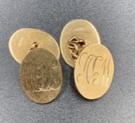 A pair of 9ct gold Gent Cuff Links (Approximate Total Weight 12.4g)