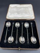 A set of six silver coffee spoons with bean finials Cooper Brothers & Sons Ltd Sheffield 1930.