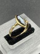 An 18ct gold cameo ring (Approximate Total weight 2.8g) Size R