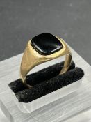 A 9ct Gents signet ring (Approximate Total Weight 4g) Size S