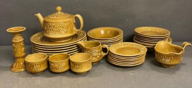 A part Royal Worcester honey orchard dinner and tea service