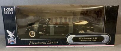 A Yat Ming Diecast model of a 1938 Cadillac V-16 Presidential Limo
