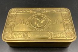 WW1 Princess Mary gift tin 1914 with original tobacco and cigarettes