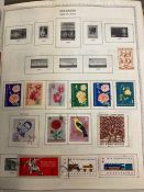 The Master Global Stamp Album (Minkus Publications) incomplete