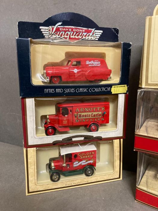 A selection of nine Diecast model cars, Lledo and Matchbox - Image 7 of 8