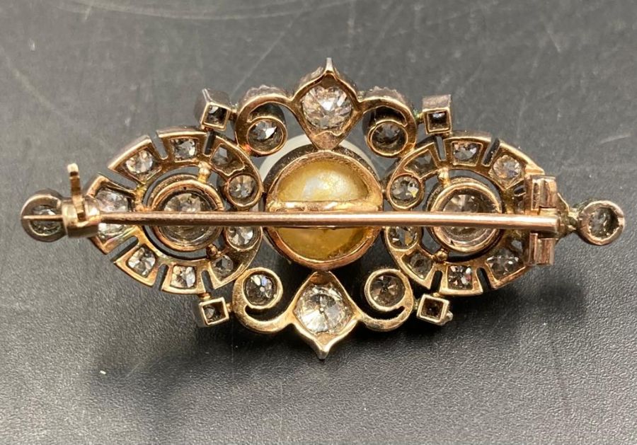A Victorian 1880 silver and gold Pearl and Diamond brooch. Natural Salt Water pearl size 10.6 x 10.2 - Image 2 of 3