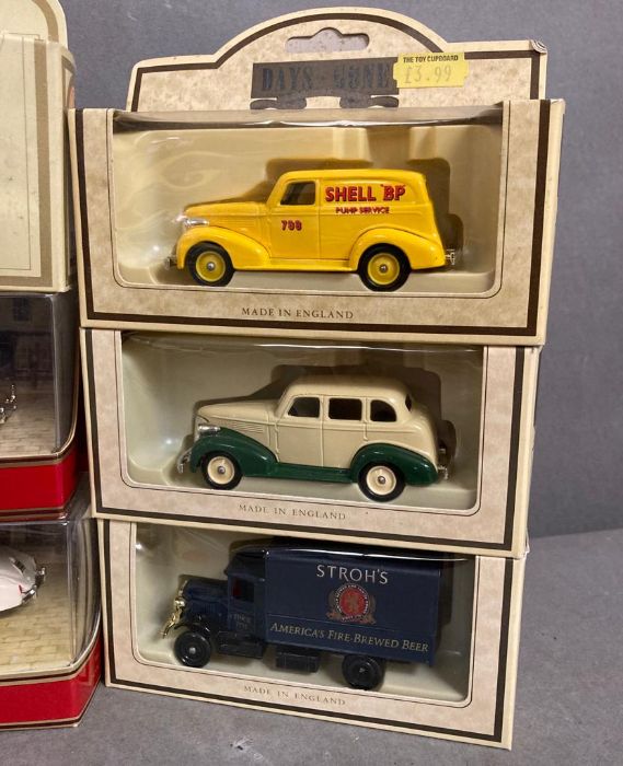 A selection of nine Diecast model cars, Lledo and Matchbox - Image 4 of 8