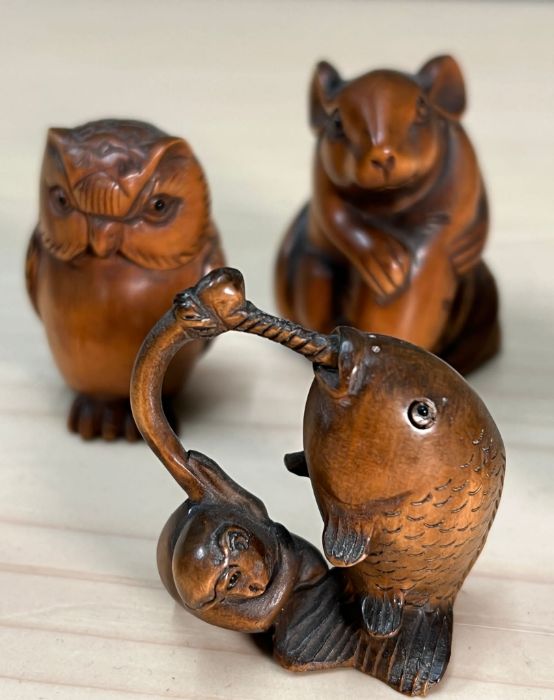 Five turned wood animals, netsukes - Image 4 of 4