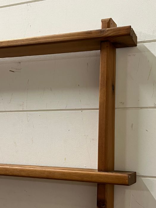 A pine plate rack (104cm x 58cm) - Image 2 of 3