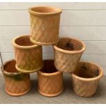 Six terracotta pots (H22cm Dia23cm)