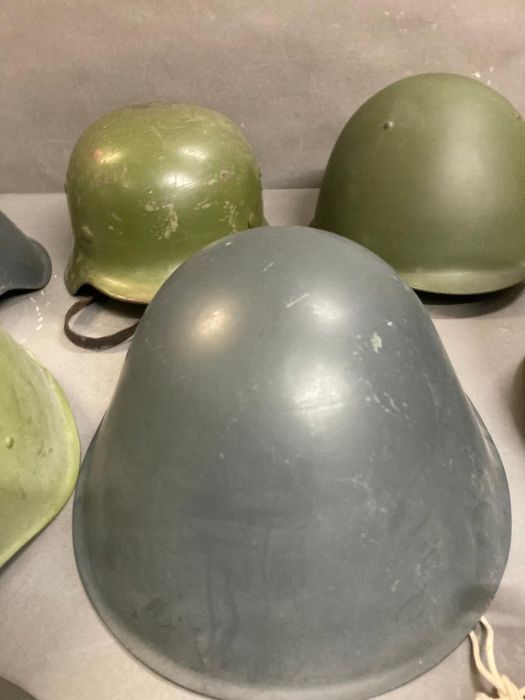 A selection of reproduction military helmets - Image 10 of 10