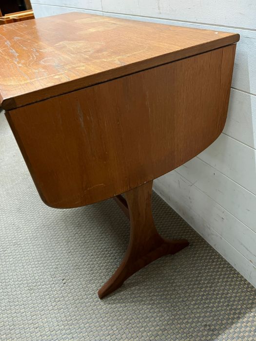 A Mid Century drop sided side table (H73cm W93cm D48cm) - Image 2 of 3