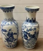 A pair of blue and white vases (H61cm)