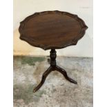 A mahogany wine table (H53cm Dia36cm)