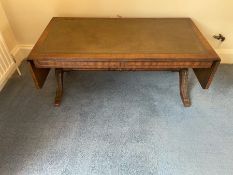 A Regency style sofa table with leather top (H44cm W106cm D53cm)