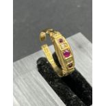 An 18ct gold AF ring (Approximate Total Weight 2g)