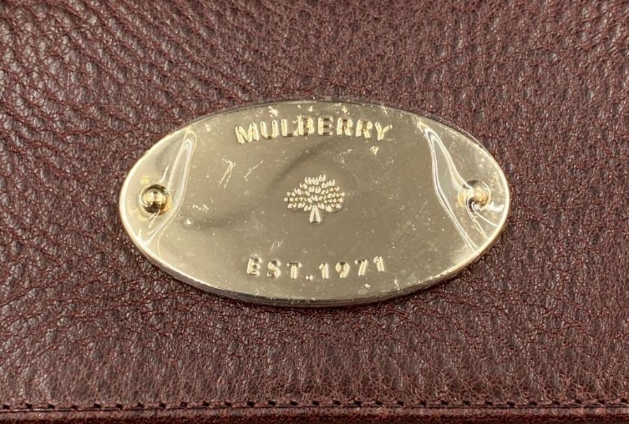 A boxed Mulberry continental ladies wallet/purse in oxblood - Image 4 of 4
