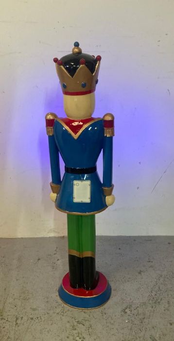 A 3ft battery operated Nutcracker - Image 2 of 3