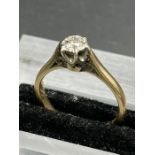 A 9ct gold diamond ring (Stone 4mm in diameter, approximate total weight 2.2g) Size K