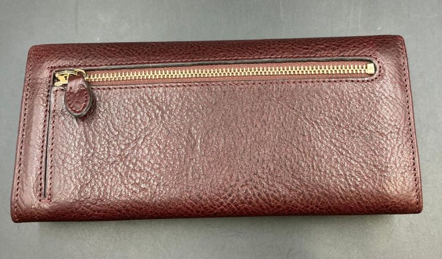 A boxed Mulberry continental ladies wallet/purse in oxblood - Image 2 of 4