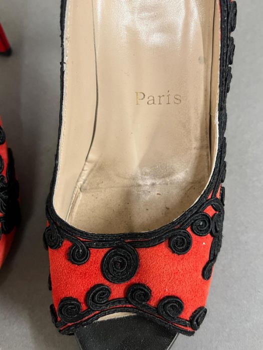 Christian Louboutin red and black open toe pumps, size 41 - Image 3 of 10