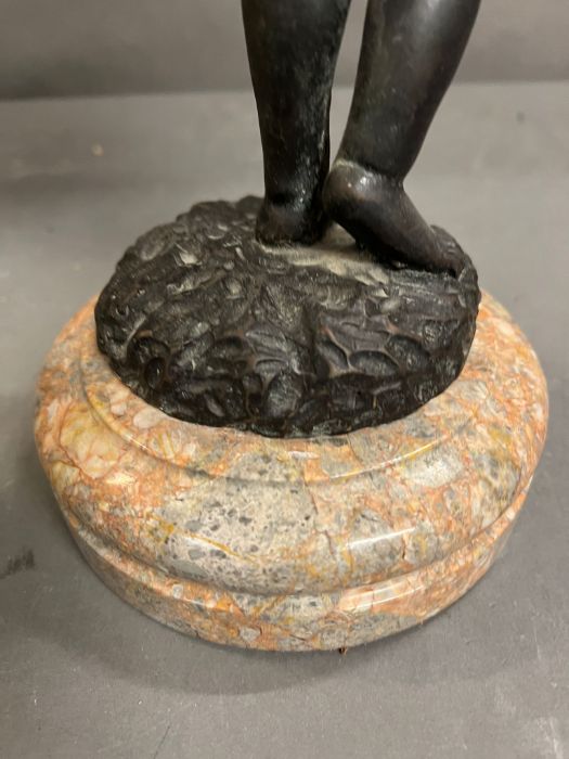 A bronze and marble statue of a boy holding a marble ball above his head - Image 5 of 7
