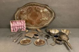 A quantity of silver plate and white metal items to include pin dishes, tea spoons and napkin rings