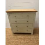 A contemporary two over three chest of drawers by Roseland (H90cm W85cm D37cm)